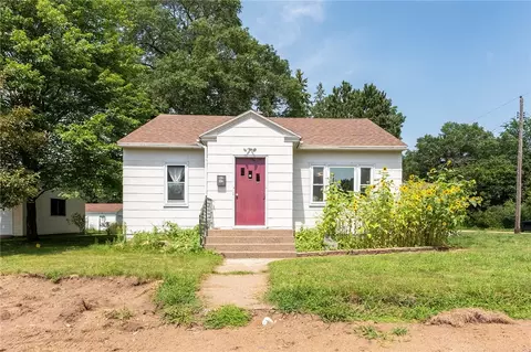 934 Warren St, Chippewa Falls, WI 54729