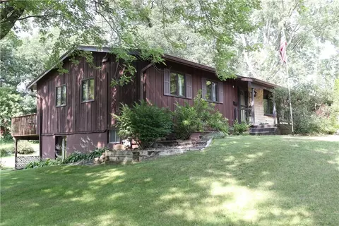 742 Lafollette St, Spooner, WI 54801