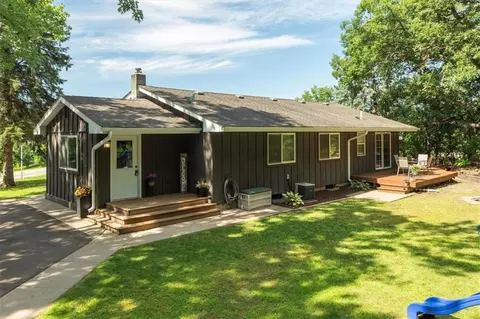 1606 E Division St, River Falls, WI 54022 photo 7