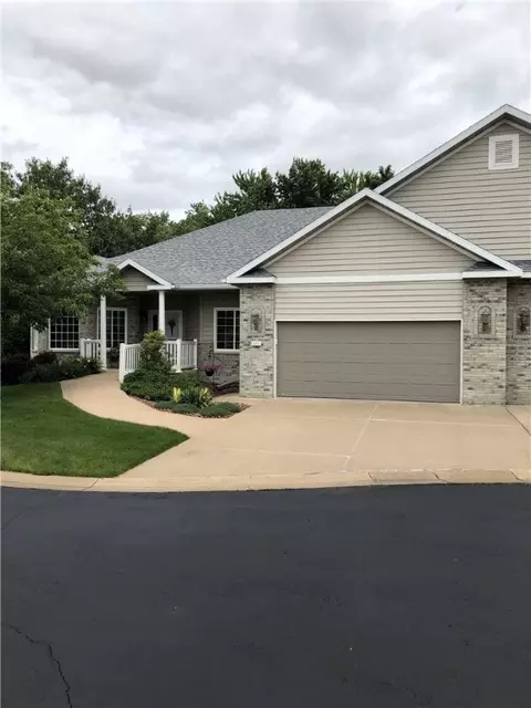 4113 Mill Run Ct #1, Eau Claire, WI 54703