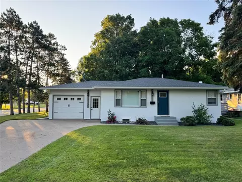 213 Locust St, Pepin, WI 54759