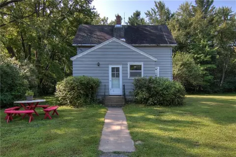 7222 Olson Dr, Eau Claire, WI 54703