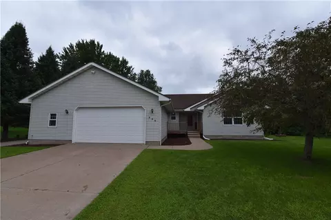 444 W Oak Ln, Fall Creek, WI 54742