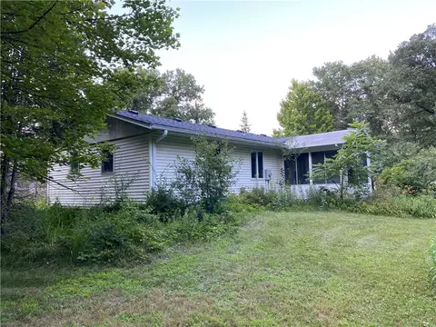 9513 Pine Rd, Fall Creek, WI 54742 photo 3