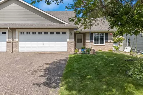 323 Wildwood Cir, Roberts, WI 54023
