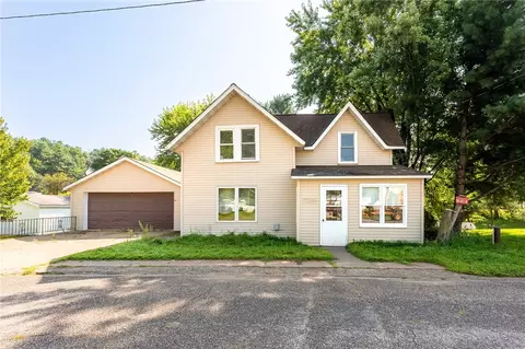 n414 3rd Avenue, Eau Galle, WI 54737