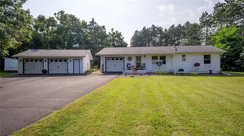 1630 Louis Rd, Fall Creek, WI 54742
