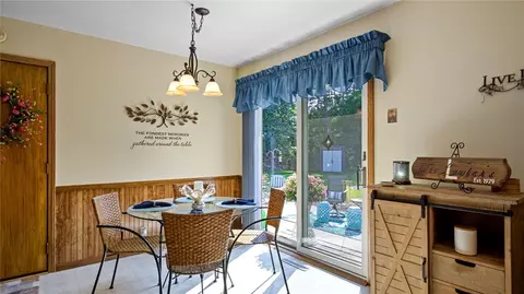 1630 Louis Rd, Fall Creek, WI 54742 photo 9