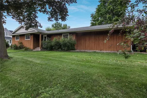 216 E Linden St, Chippewa Falls, WI 54729
