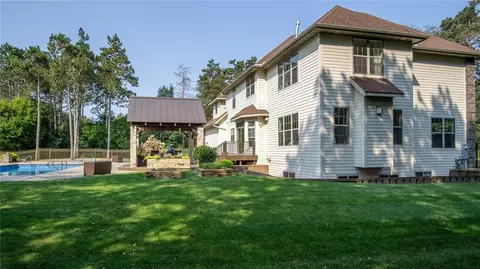 s8945 Stonebrook Drive, Eleva, WI 54738 photo 4