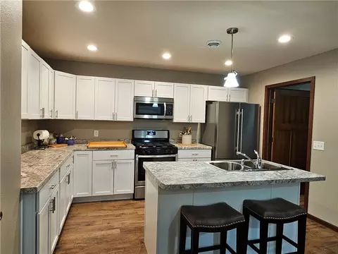 2204 2nd Ave, Bloomer, WI 54724 photo 11