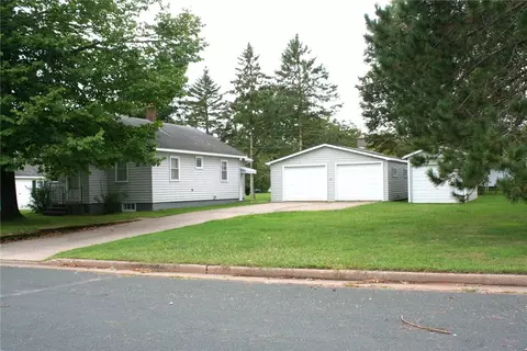 600 E 11th St S, Ladysmith, WI 54848