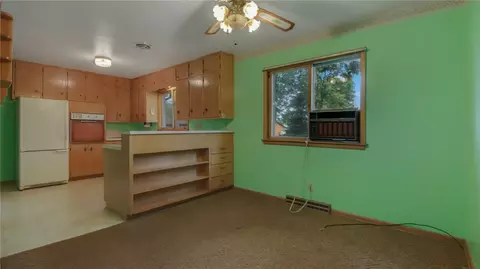 722 Thomas St, Cornell, WI 54732 photo 9