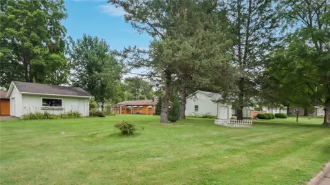722 Thomas St, Cornell, WI 54732 photo 3