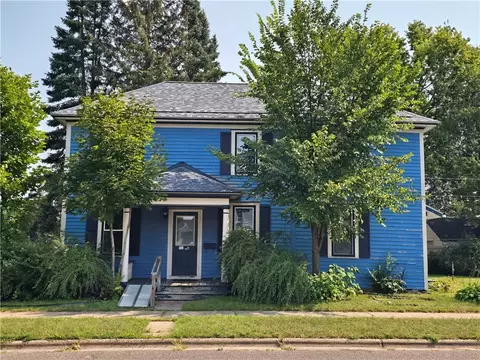 363 W Elm St, Chippewa Falls, WI 54729