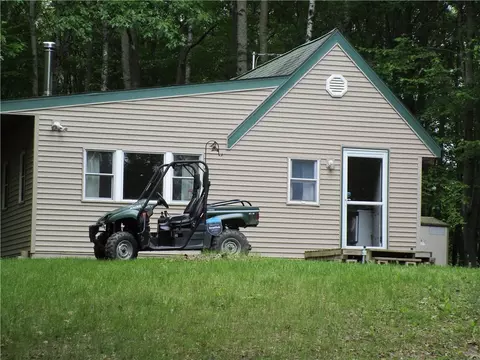 n1676 Round Lake Road, Bruce, WI 54819