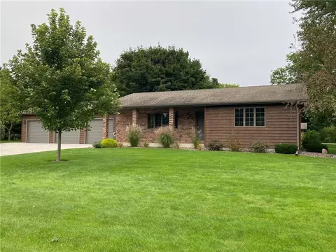 1607 Deblene Ln, Eau Claire, WI 54703