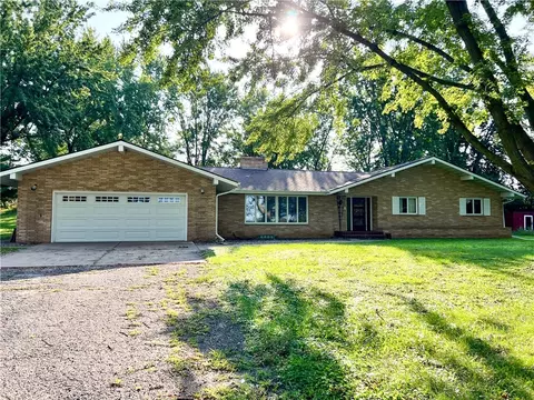 4901 N Clairemont Ave, Eau Claire, WI 54703