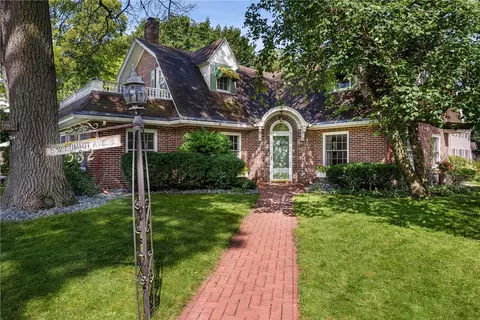 532 Summit Ave, Eau Claire, WI 54701