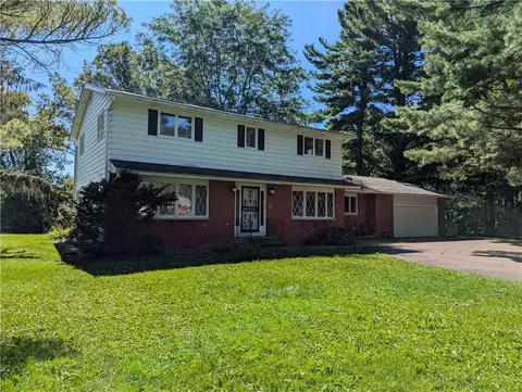 423 E Oak St, Cadott, WI 54727