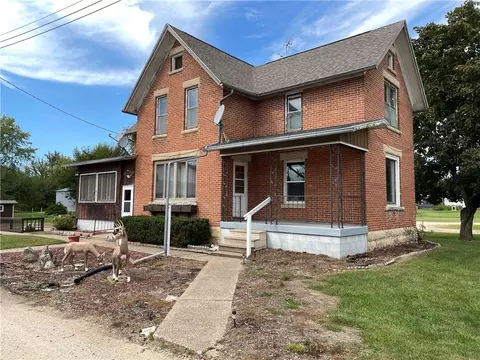 n20405 County Road J, Dodge, WI 54625