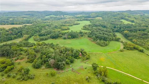 s687 Patrow Road, Eleva, WI 54738