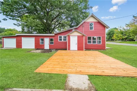 209 E North Ave, Luck, WI 54853