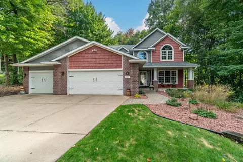 3401 David Dr, Eau Claire, WI 54701
