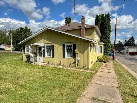 300 N Broadway Ave, Haugen, WI 54841