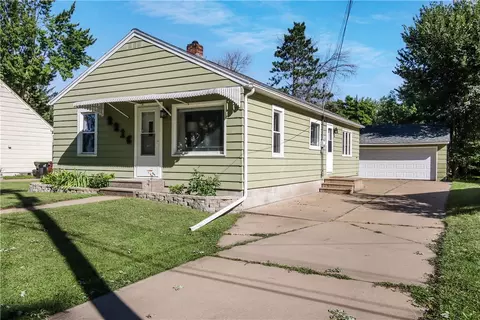 2216 Fenner St, Eau Claire, WI 54703
