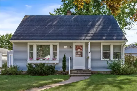 921 Marshall St, Eau Claire, WI 54703