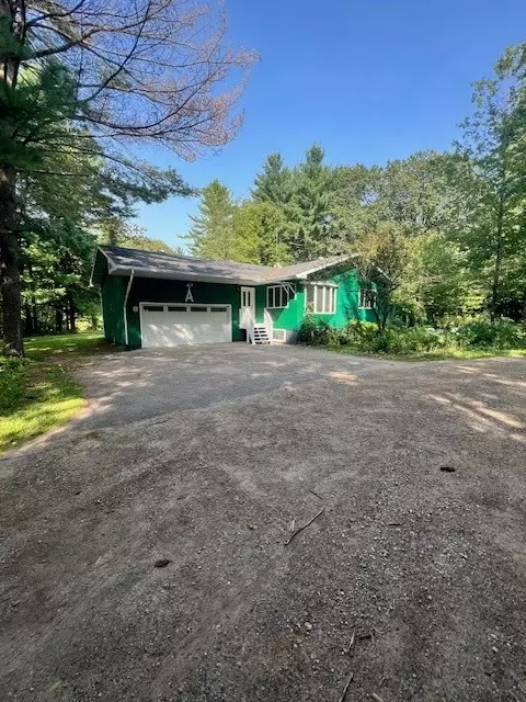 946 9th Ave, Barron, WI 54812