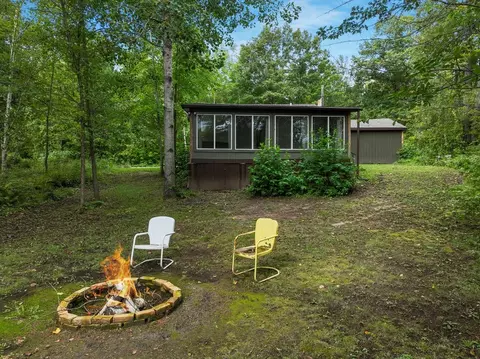 n1402 County Road East, Bruce, WI 54819