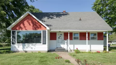 50743 N 3rd St, Eleva, WI 54738