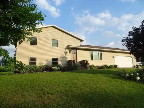 260 City View Dr, Barron, WI 54812