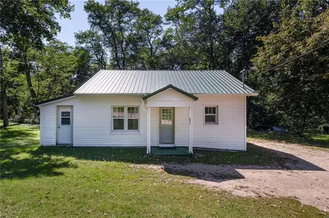 531 7th Ave W, Durand, WI 54736