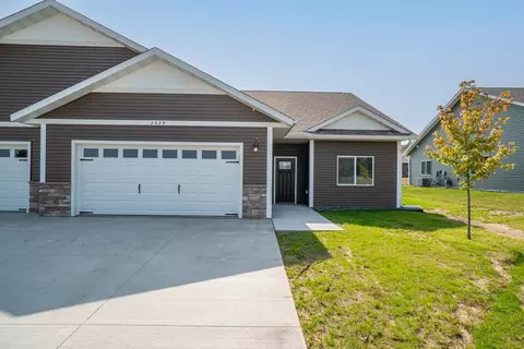 3429 Iris Dr, Eau Claire, WI 54703