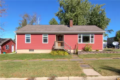 120 S 4th St, Cornell, WI 54732