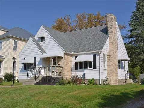 307 Pederson Ave W, Ladysmith, WI 54848