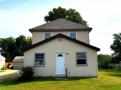 s2002 County Road U, Waumandee, WI 54622
