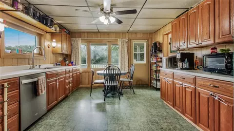 28282 W Us Highway 10, Eleva, WI 54738 photo 9