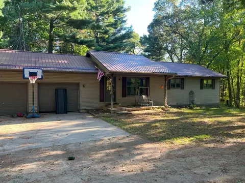 e8356 720th Avenue, Elk Mound, WI 54739
