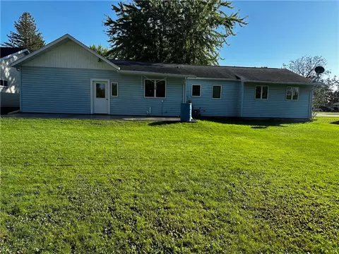 Exterior - 207 E Rusch St, Thorp, WI 54771 photo 4 of 5