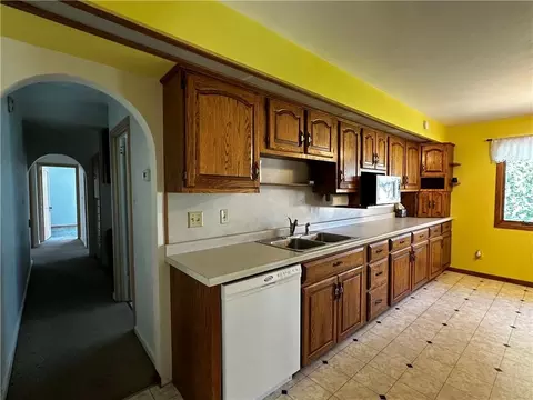 Kitchen - 207 E Rusch St, Thorp, WI 54771 photo 3 of 5