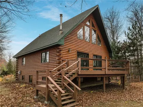 14665 W Buckeye Ln, Stone Lake, WI 54876