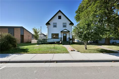 313 Elm St, Spooner, WI 54801 photo 2