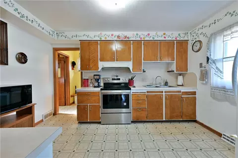 313 Elm St, Spooner, WI 54801 photo 14