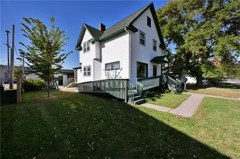 313 Elm St, Spooner, WI 54801 photo 5
