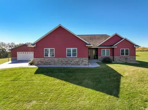 6743 85th Ave, Chippewa Falls, WI 54729