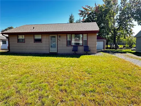914 Geiger St, Osceola, WI 54020